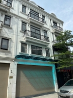Chính chủ bán nhà 5 tầng + 1 sân thượng, thang máy hiện đại – khu đô thị 31ha,