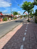 Chính chủ cần bán nhanh lô đất mặt tiền có sẵn 7 phòng trọ và 2 nhà cấp 4