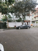 Cho thuê biệt thự thành phố giao lưu, 205m2, 4 tầng, làm văn phòng đẹp