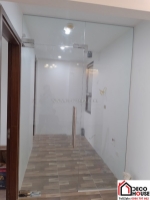 Cửa kính thủy lực văn phòng chịu lực tốt, cách âm hiệu quả