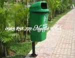 Đại lý bán thùng rác treo chân sắt nhựa composite giá rẻ