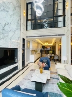 Hàng hiếm mặt phố, trung tâm long biên 88m2, 8t, kinh doanh, gần cầu cận phố,