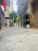 Hiếm. trung tâm gia thụy, nguyễn sơn, 38m2 6t thang máy, gara ô tô, full nội