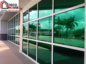 Lắp đặt kính cường lực xanh lá cho cửa sổ, cửa đi đẹp