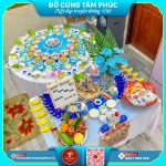 Mâm cúng đầy tháng, cột móc ghi dấu sự chào đời của bé