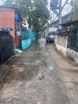 Mt hẻm xe tải kế bên nguyễn văn tạo , cao tốc bến lức _ long thành _ dầu giây ,