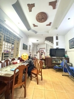 Ngộp 4 tỷ - gấp bán nhà 3 tầng - dt 110m2 4pn trường thọ - hẻm thông - chỉ 5.9