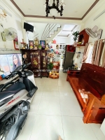 Nhà căn góc 4 tầng nở hậu đường âu dương lân p3q8. giá 4,58 tỷ tl