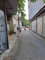 Nhà đẹp - cần  bán căn nhà 3 tầng tại phố gia thượng, ngọc thuỵ, long biên, hà