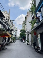 Nhà hxh đường nguyễn thiện thuật phường 2 quận 3 cũ.