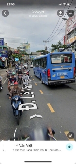 Nhà mặt tiền đường lê văn việt diện tích 240m vị trí đẹp kinh doanh tốt