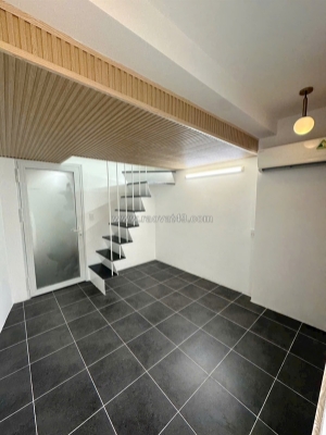 Nhà mới 3 tầng hẻm thông nguyễn duy p. chánh hưng giá 2.95 tỷ tl