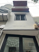 Nhà nở hậu 3 tầng đường 3m 8.5m2 – cmt8 quận 3