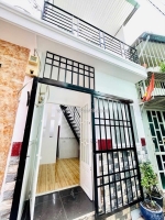 Nhà vuông shr 2 tầng 30m2 – hà đặc quận 12