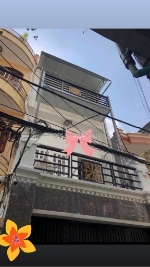 Nhỉnh 9 tỷ 104m2 x 3 tầng, lạc long quan 19pn 19wc