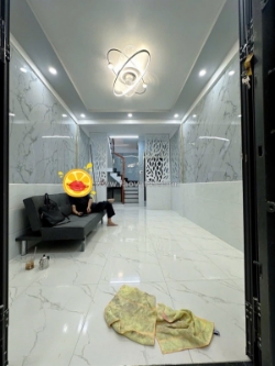 Sát mặt tiền hoàng diệu q4
diện tích sd 63 m2 có 4 tỷ