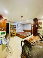 💥tầng 2 tập thể vũ trọng phụng, 85m, 3pn riêng, ô tô đầu cổng, sạch đẹp, 4.65