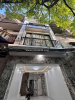 Thụy khuê 37m x7 tầng thang máy  tỷ ngõ thông ra hồ,10m ra phố ,xe 16 chỗ đỗ