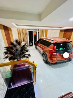 Xe hơi vào nhà! bán nhà đẹp 5 tầng lê văn sỹ, 67m2, 12 tỷ