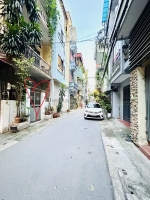 Yên lạc,hai bà trưng 25tỷ 75m mặt tiền 6m,ô tô đỗ cửa,nhà hơi cũ bán đi mua nhà