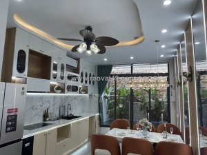 # kiệt 3m gần phạm văn nghị, 74m2, 3 tầng mới tinh, hiện đại, hồ bơi, 4pn, 5.xx