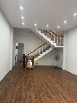 ♥ mặt tiền huỳnh thúc kháng, 70m2, 4 tầng, kd, 6pn, 15 tỷ