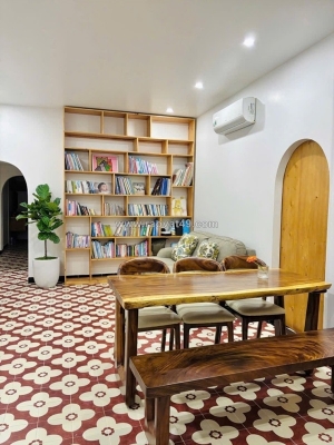 # nhà sát tống phước phổ, đi bộ ra quảng trường 2/9, 83m2, xinh xắn, ấm cúng,