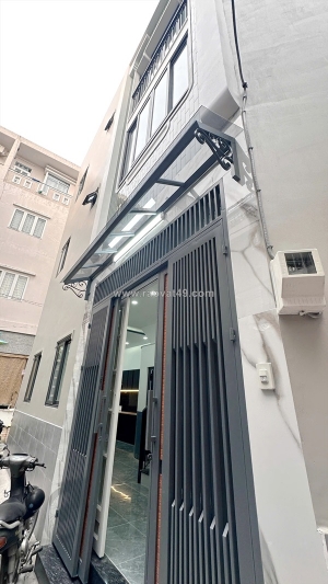 2 lầu st/4pn dương bá trạc p.hưng phú (p1q8)