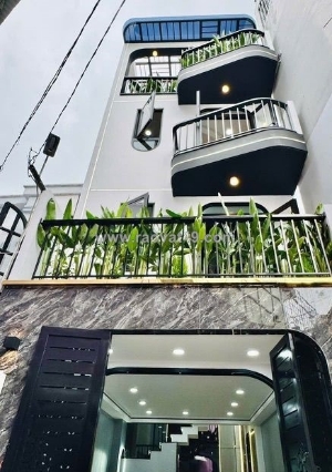 4 tầng 42m2 có 6 tỏi x lê hoàng phái phường 17 gò vấp tp. hồ chí minh.