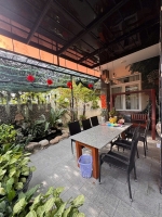 Bán biệt thự kđt vcn phước hải phường nam nha trang.
 diện tích: 320m2  giá