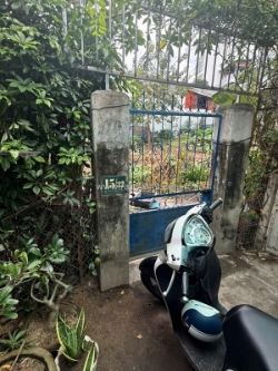 Bán đất có sẵn nhà cấp 4 gần biển ba làng dt 301m2, giá: 10.6 tỷ ( tl )mọi