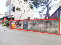 Bán đất đầu ngõ 193 hồ sen sát mặt đường - 200m - mặt tiền 10m - cực đẹp