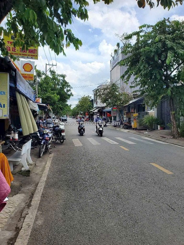 Bán giảm sâu – mặt tiền thái thị giữ, bà điểm (8x30) giá rẻ chỉ nhĩnh 10đ