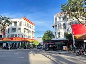 Bán lô góc shophouse 4,5 tầng nguyễn sinh sắc giá 26ty9 đang cho thuê