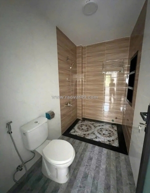 Bán nhà 2 tầng có sân đậu được 2 oto rộng rãi. vĩnh trung - p. tây nt 147m2 giá