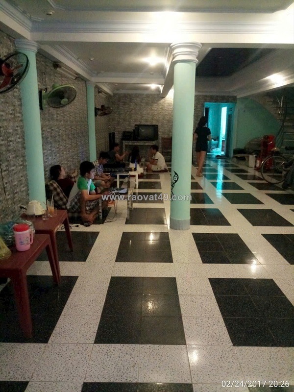 Bán nhà 2 tầng mặt tiền kinh doanh,ngang 7m,gần chợ đồn