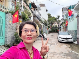 Bán nhà 2 tầng ngay khu biệt thự đ. cách mạng tháng 8, quận 3 - ngang đẹp