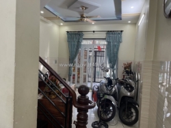 Bán nhà 3 tầng đường lê thị hoa, bình chiểu, thủ đức. dt 71m2, sổ hồng, giá 5,8