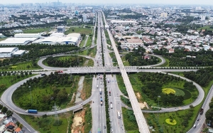 Bán nhà 3 tầng góc 2 mặt tiền sát vành đai 2 linh đông khu phân lô ô tô đỗ cửa