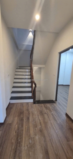 Bán nhà 3 tầng lô góc mới tinh tại thôn đoài nam hồng, đông anh - 42m2 - ô tô