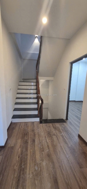 Bán nhà 3 tầng lô góc mới tinh tại thôn đoài nam hồng, đông anh - 42m2 - ô tô