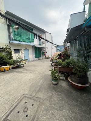 Bán nhà 38m2, xh đổ cửa, 3 tầng, 3 pn, liên tỉnh 5