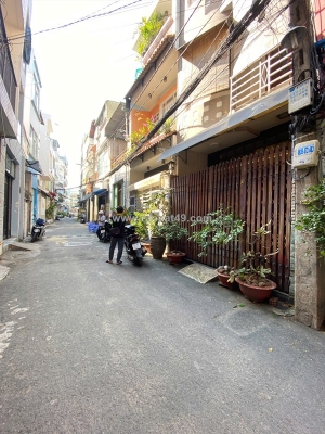 Bán nhà 4x12m, 3 tầng – hẻm 5m thông, lê trọng tấn, ngay trường đh công thương