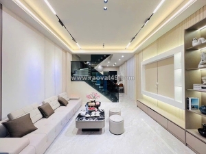 Bán nhà bồ đề long biên,oto đỗ cổng,hồ điều hoà,full nội thất,42m nhỉnh 9 tỷ tl