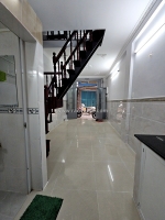 Bán nhà cách 1 căn nhà ra mặt tiền trung tâm q4
diện tích sd 67m2 có 4 tê