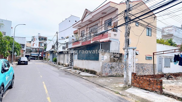 Bán nhà căn góc 2 mặt tiền đầu đường phú đức & mai xuân thưởng, bắc nha trang.