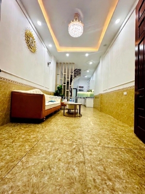 Bán nhà đào tấn 36m x5 tầng 10,5 tỷ-ngõ ba gác,20m ô tô tránh