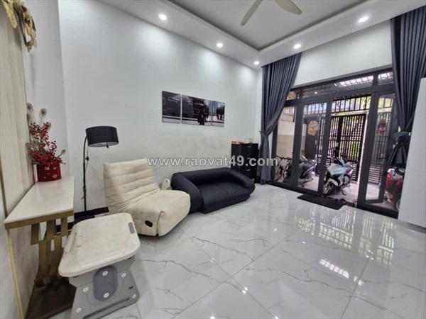 Bán nhà đườg số 8, phường linh xuân, thủ đức, tp hcm. dt 92m2, 3 tầng, giá 7.7