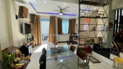 Bán nhà gia quất long biên,20m oto tránh,ngõ nông, nhà đẹp, 50m nhỉnh 9 tỷ tl