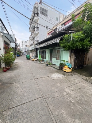 Bán nhà hẻm xe hơi lương văn can 6x22 chỉ 8 tỷ 2 - 09311722